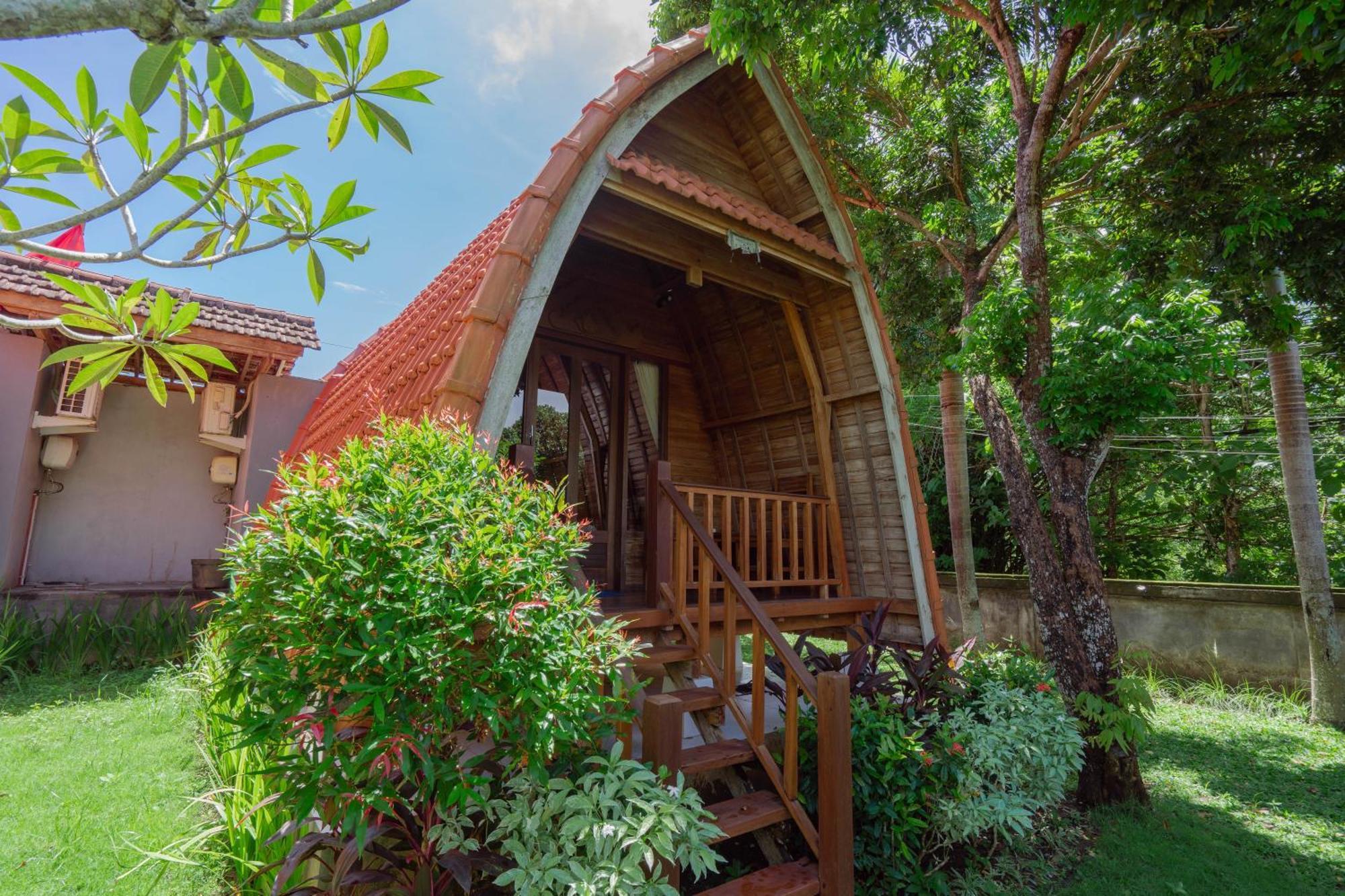 Brisk Homestay Uluwatu Redpartner Esterno foto